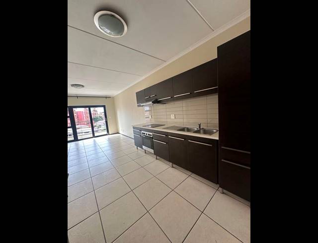 2 BEDROOM APARTMENT FOR SALE IN GREENSTONE HILL